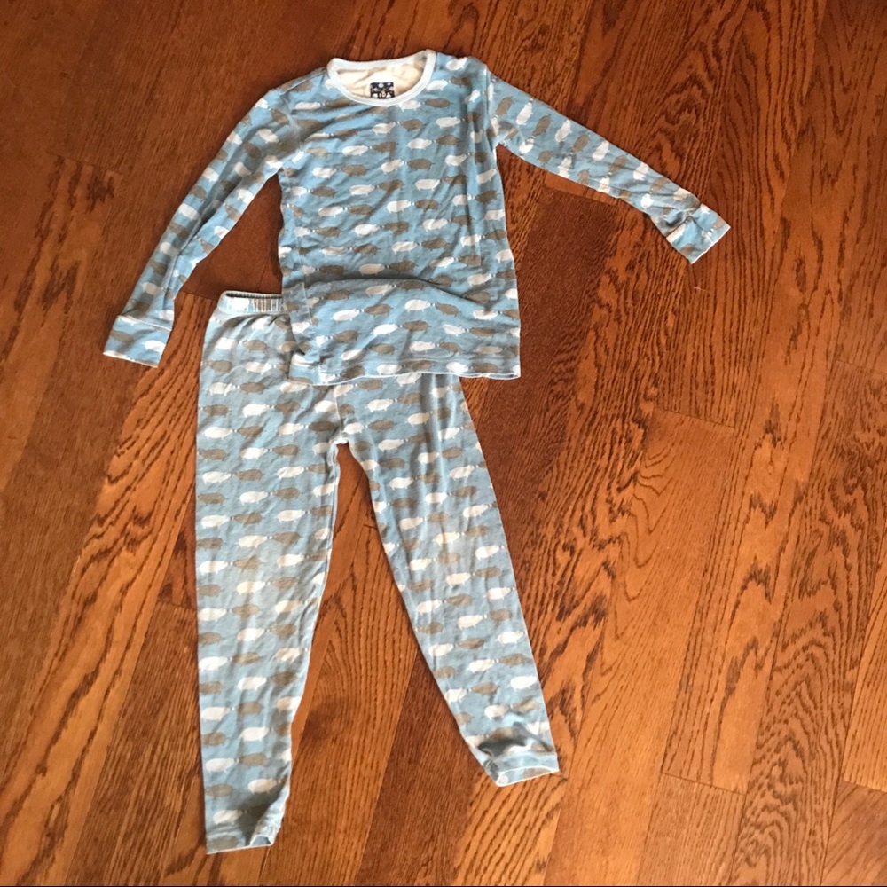 Kickee Pants kissing pig 2 piece pjs